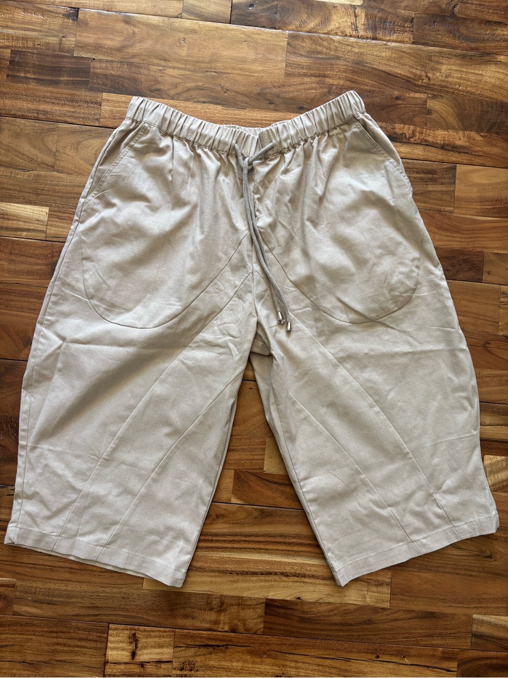 Men's Athletic Drawstring Shorts in Light Beige
